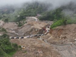 Akses Padang–Bukittinggi Dipulihkan Usai Terdampak Longsor