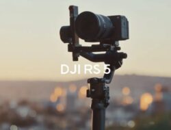 Gimbal DJI RS 5 Diluncurkan dengan Pelacakan Subjek Layar Sentuh, Dukungan Muatan 3kg, dan Torsi Puncak 50% Lebih Tinggi