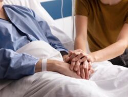 Yang Belum Tahu, Begini Tiga Adab Mengunjungi Orang Sakit