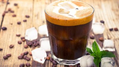 Tahukah Anda bahwa Minum Kopi Dingin dapat Membantu Menurunkan Berat Badan?