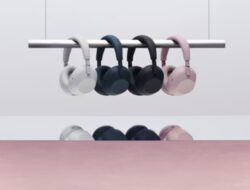 Sony Luncurkan Headphone Peredam Kebisingan WH-1000XM6 Warna Sand Pink