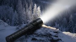 Senter Ion Natrium 10.000mAh Pertama di Dunia Menghasilkan 2.500 Lumen, Berfungsi pada Suhu -40°C
