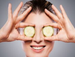 Minyak Almond hingga Susu Dingin: Berikut Ini 6 Pengobatan Alami untuk Lingkaran Hitam di Bawah Mata