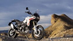 Ducati Ungkap DesertX Bertenaga V2 Terbaru, Cek Spesifikasinya