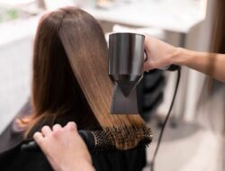 Penting untuk Diketahui, Begini Hukum Smoothing Rambut dalam Islam