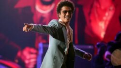 Album Bruno Mars ‘The Romantic’ Menjadi Album Pertamanya yang Menduduki Peringkat No. 1 di Chart Album