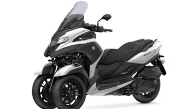 Memperkenalkan Yamaha Tricity 300 2026, Skuter Pertama Merek yang Dilengkapi dengan Airbag