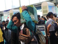 Program Mudik Gratis Pemprov Jateng, Cerita Perantau Korban PHK Sampai Sopir Bisa Mudik Gratis KA