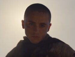 Trailer ‘Dune 3’: Timothée Chalamet dan Zendaya Berperang Saat Waralaba Melompat 17 Tahun dan Memperkenalkan Penjahat Pengubah Wujud yang Diperankan Robert Pattinson