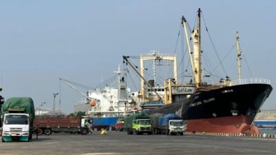 Rencana Revitalisasi Pelabuhan Tanjung Emas dan Pembuatan “Dry Port” di Batang akan Direalisasi Usai Lebaran