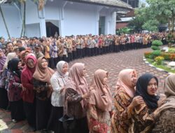 Ribuan ASN Sukoharjo Antre Halalbihalal dengan Bupati dan Wakil Bupati