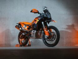KTM 890 Adventure R Rally 2026 Terungkap, Cek Spesifikasi dan Fiturnya