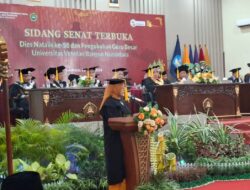 Univet Bantara Sukoharjo Kukuhkan Guru Besar Linguistik Umum Prof Dewi Kusumaningsih dalam Momen Dies Natalis ke-58