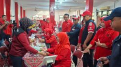 Baksos DPC PDIP Sukoharjo, Ratusan Warga Hadiri Pengobatan Gratis Pembagian Makanan Bergizi