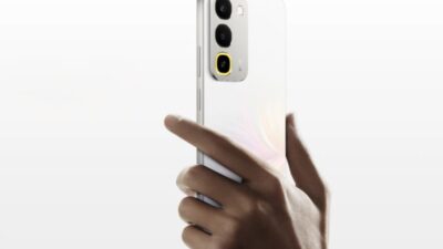 Realme C100 4G Diluncurkan dengan Helio G92 Max, Baterai 8000mAh, dan “Pulse Light”