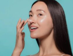 Gunakan 5 Tips Perawatan Kulit Sederhana Ini untuk Menjaga Kulit Anda Bebas dari Minyak Berlebih