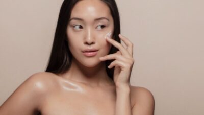 Dapatkan Kulit Bercahaya dengan Masker Wajah Buatan Sendiri dengan Malai dan Blueberry