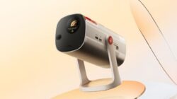 Hisense Luncurkan Proyektor Portabel Vidda LightGo dengan Teknologi Laser Tiga Lensa dan Baterai 20.000mAh