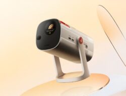 Hisense Luncurkan Proyektor Portabel Vidda LightGo dengan Teknologi Laser Tiga Lensa dan Baterai 20.000mAh