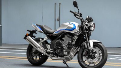Memperkenalkan Honda CB500 SUPER FOUR 2026, Model 4 Silinder dengan E-Clutch, Segini Harganya