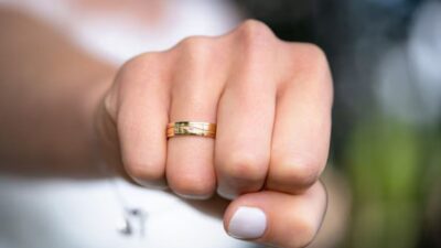 Yang Belum Tahu, Berikut Ini Hukum Memakai Cincin dalam Islam