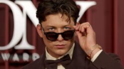 Pencarian James Bond: Bintang ‘Sunset Boulevard’ Tom Francis Mengikuti Audisi untuk Menjadi 007 Berikutnya