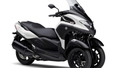 Yamaha Resmi Meluncurkan Tricity 300 ABS 2026, Skuter Besar Roda Tiga Baru