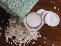 3 Masker Wajah Berbahan Dasar Air Beras yang Sederhana Namun Ampuh Ini akan Memberikan Kulit Bercahaya dalam Waktu Singkat