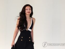 Jennie Blackpink Bertahan di Peringkat 10 Billboard Hot 100 dengan ‘Dracula’