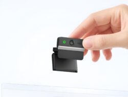 Obsbot Luncurkan Webcam Lipat 4K Meet Flip dengan Sensor Sony 1/2 inci, PDAF dan Audio Mikrofon Ganda