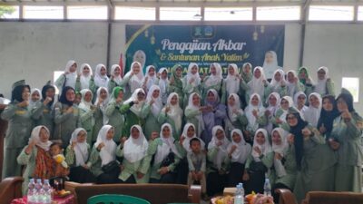 Peringati Harlah ke-76 Fatayat NU, PC Fatayat NU Sukoharjo Bersama Yayasan Daarun Nuriil Faalahi Santuni 54 Anak Yatim