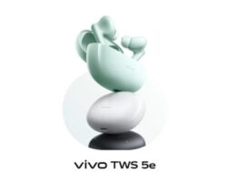 Earbud Vivo TWS 5e Hadir dengan Daya Tahan Baterai Luar Biasa hingga 55 Jam dan Peredam Kebisingan Aktif 55dB.