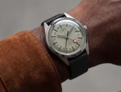Timex Luncurkan Jam Tangan Marlin GMT Bergaya Retro dengan Bodi Titanium dan Mesin Otomatis