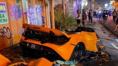 Begini Kronologi Laka Tunggal di Telukan Sukoharjo yang Hancurkan Mobil Seharga Miliaran Rupiah