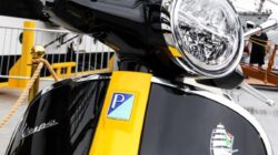 Dua ikon Italia Bertemu di New York saat Vespa Meluncurkan Vespa Amerigo Vespucci Edisi Khusus