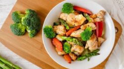 9 Makanan Kaya Protein yang akan Membantu Anda Menurunkan Berat Badan dengan Cepat