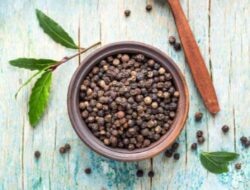 Dari Penurunan Berat Badan hingga Pencernaan yang Lebih Baik, Sejumput Lada Hitam Hadir dengan 6 Manfaat Kesehatan Ini