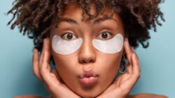 5 Cara Sederhana Mengatasi Mata Bengkak di Rumah yang Benar-benar Ampuh!