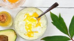 10 Masker Rambut DIY Ini adalah yang Anda Butuhkan di Musim Panas untuk Rambut yang Menakjubkan