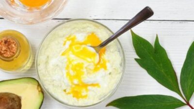 10 Masker Rambut DIY Ini adalah yang Anda Butuhkan di Musim Panas untuk Rambut yang Menakjubkan