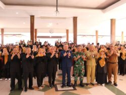 Univet Bantara Sukoharjo Lepas 821 Mahasiswa Ikuti KKN Selama 45 Hari