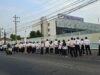 Eks Karyawan Sritex Sukoharjo Upacara Bendera di Depan Gerbang Pabrik, Bentuk Kepihatinan Pesongon Belum Dibayar