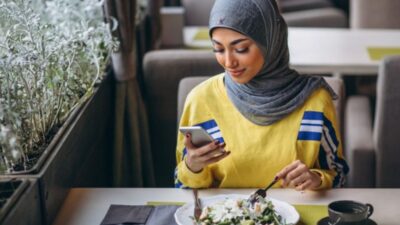 Yang Belum Tahu, Berikut Ini Hukum Food Vlogger dalam Islam