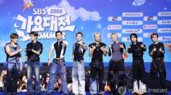 ‘This & That’ dari Stray Kids Debut di Peringkat ke-38 Billboard Hot 100