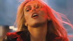 Miley Cyrus Memulai Revolusi Lantai Dansa yang Memikat Lewat Single dan Video Baru ‘Bass Persuades’