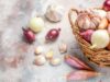 Bawang Merah vs Bawang Putih? Mana Obat Rumahan Terbaik untuk Pertumbuhan Rambut?