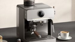 Xiaomi Meluncurkan Mesin Pembuat Kopi Otomatis Kelas Atas dengan Kemampuan Menyeduh Biji Kopi Utuh dan Membuat Busa Susu Otomatis
