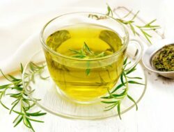 Sejumlah Manfaat Kesehatan Teh Rosemary yang Menjadikannya Minuman Istimewa di Pagi Hari