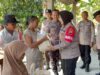 Baksos Polres Sukoharjo Bagikan Sembako dan Bantu Air Bersih untuk Warga Kauman Weru