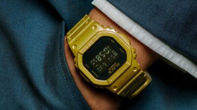 Casio Meluncurkan Jam Tangan Kolaborasi G-Shock DW-5600 Baru dengan Tampilan Emas yang Mencolok